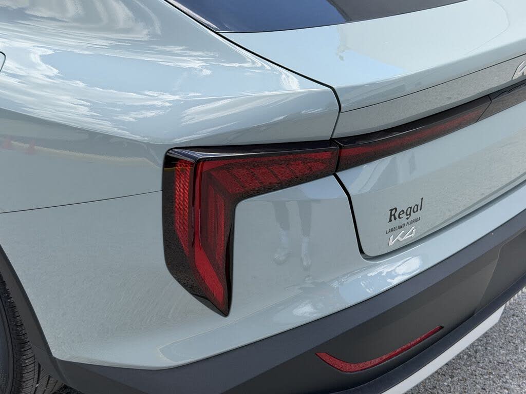 2026 Kia K4