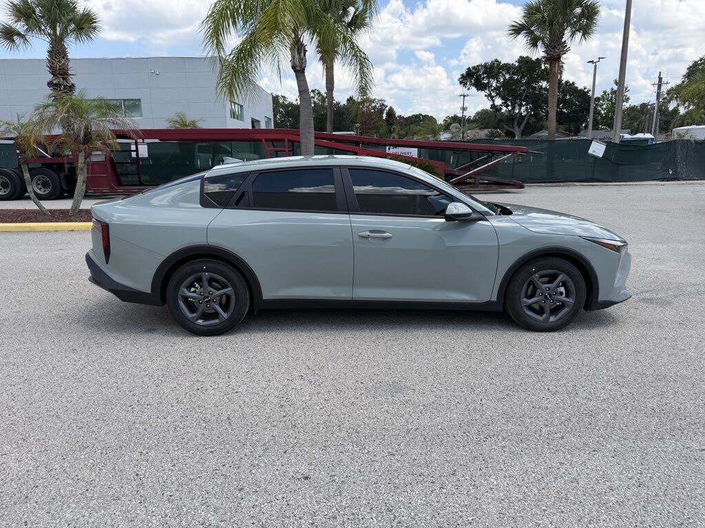 2026 Kia K4
