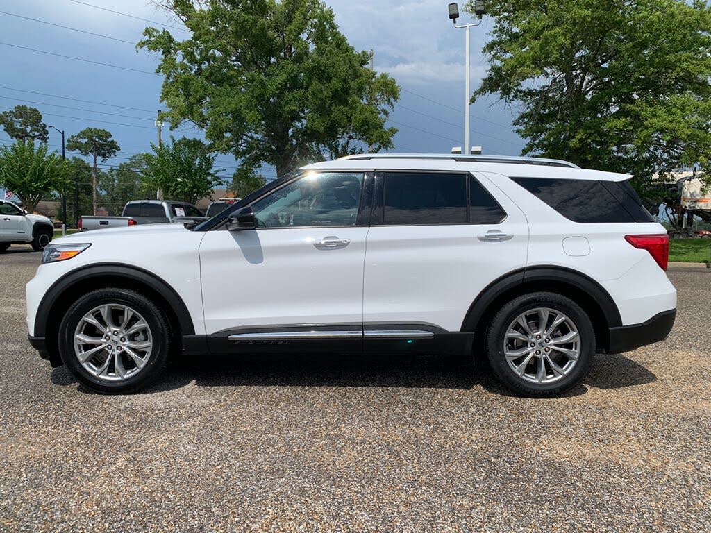 2022 Ford Explorer