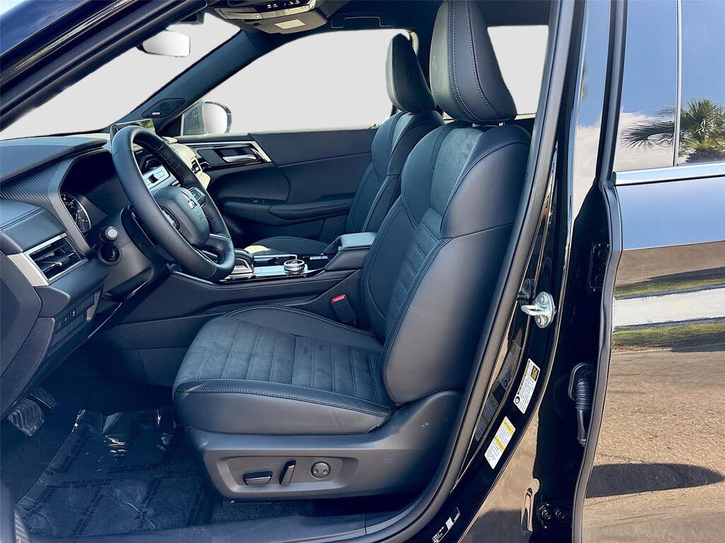 2026 Mitsubishi Outlander