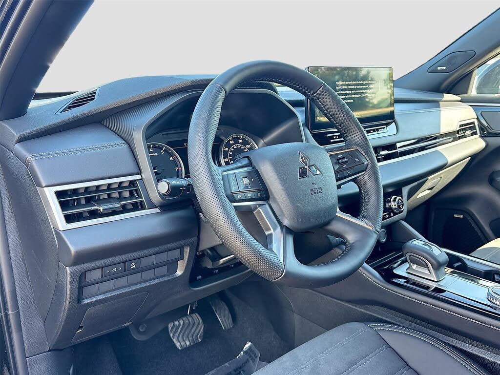 2026 Mitsubishi Outlander