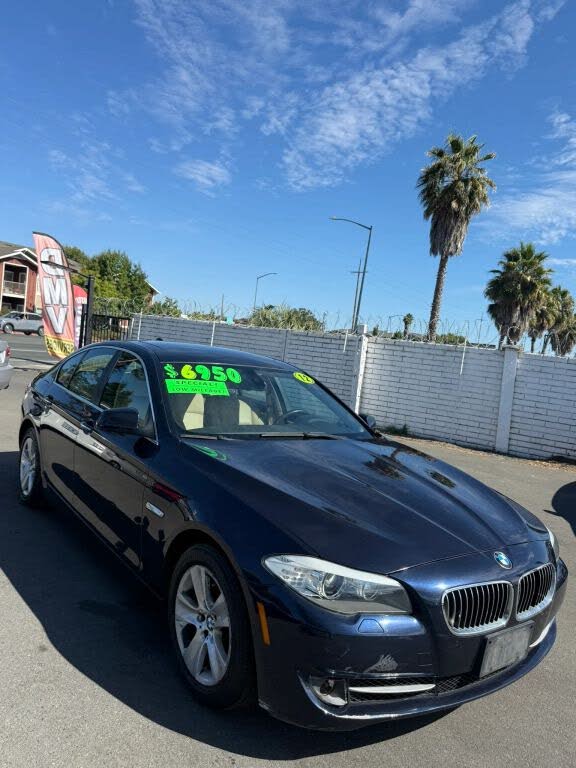 2012 BMW 5 Series 528i