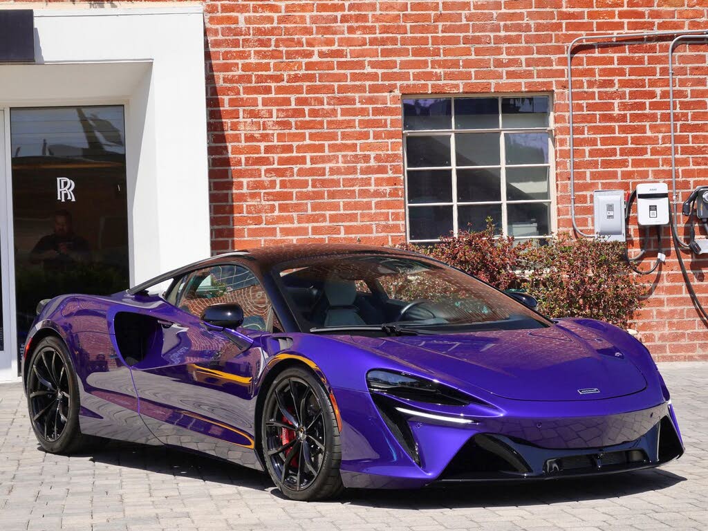 2023 McLaren Artura Base for sale in Beverly Hills, CA
