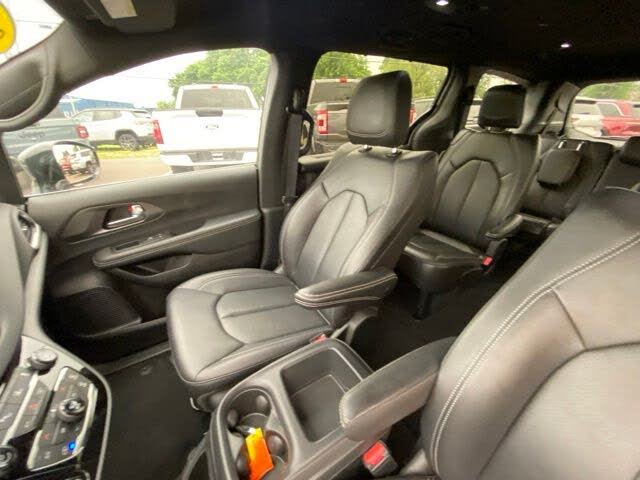 2026 Chrysler Pacifica