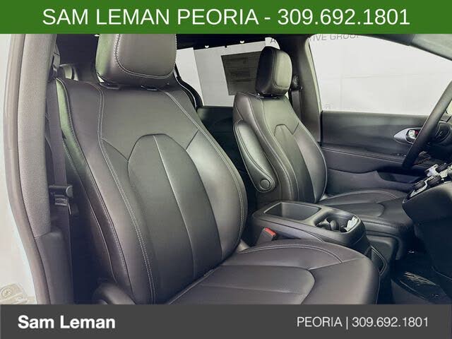 2026 Chrysler Pacifica