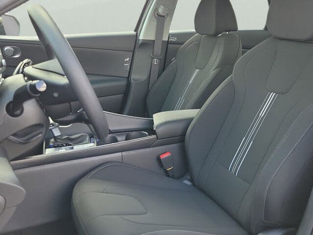 2025 Hyundai Elantra Hybrid