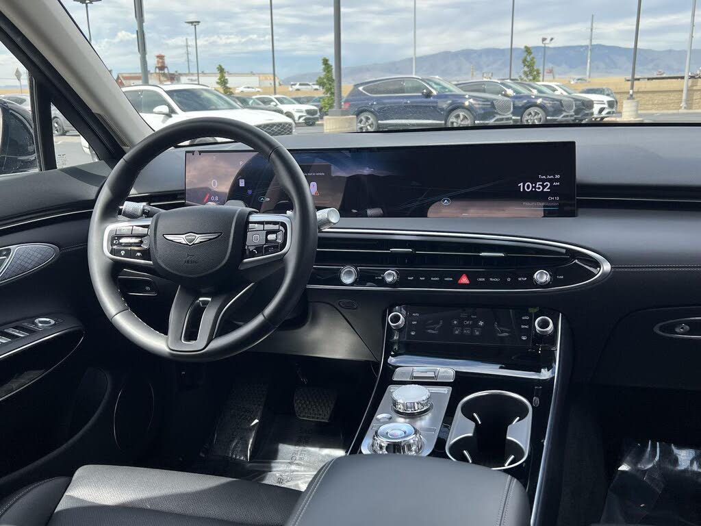 2026 Genesis GV70