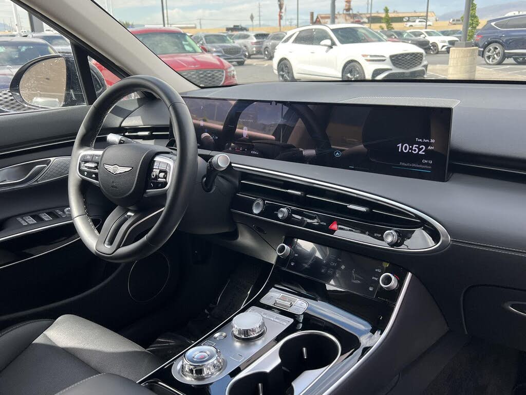 2026 Genesis GV70
