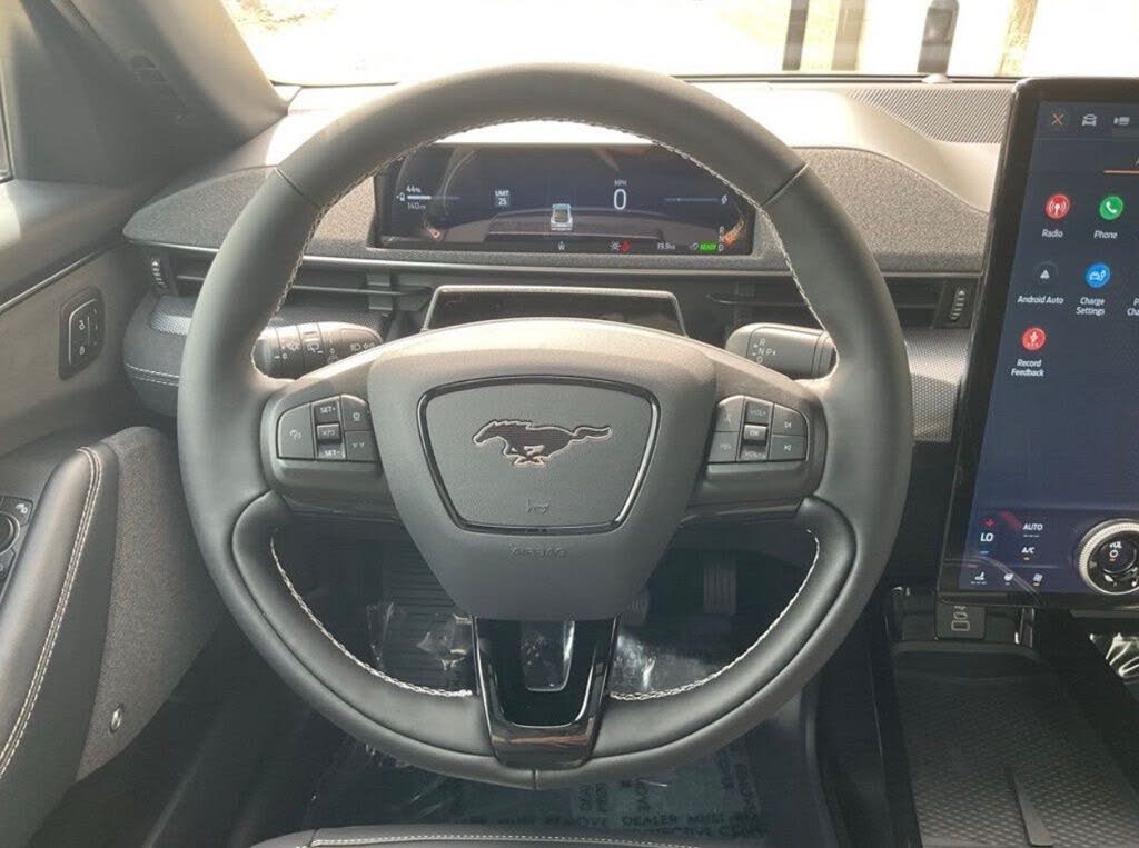 2025 Ford Mustang Mach-E
