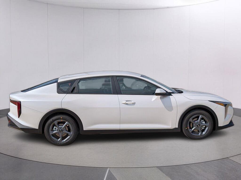 2026 Kia K4