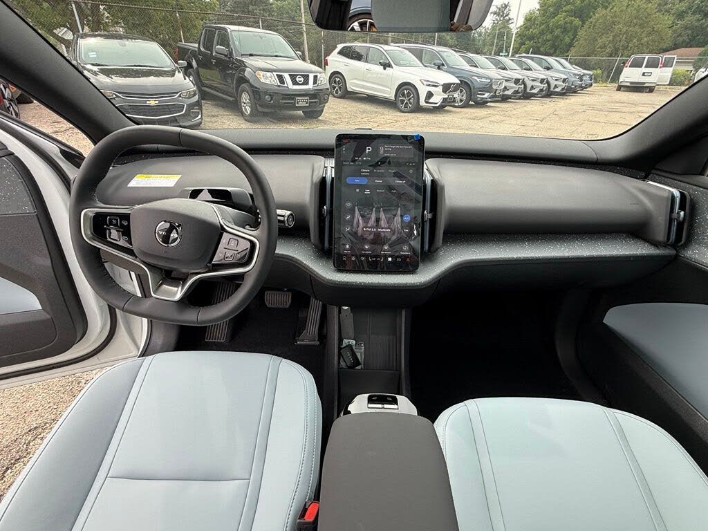 2025 Volvo EX30