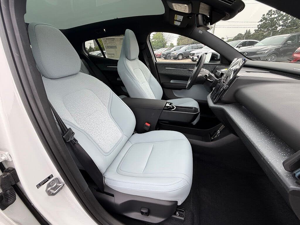 2025 Volvo EX30