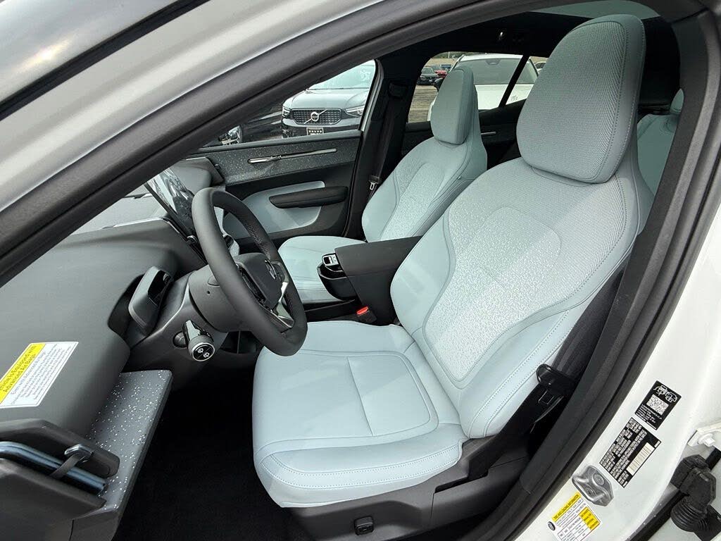 2025 Volvo EX30