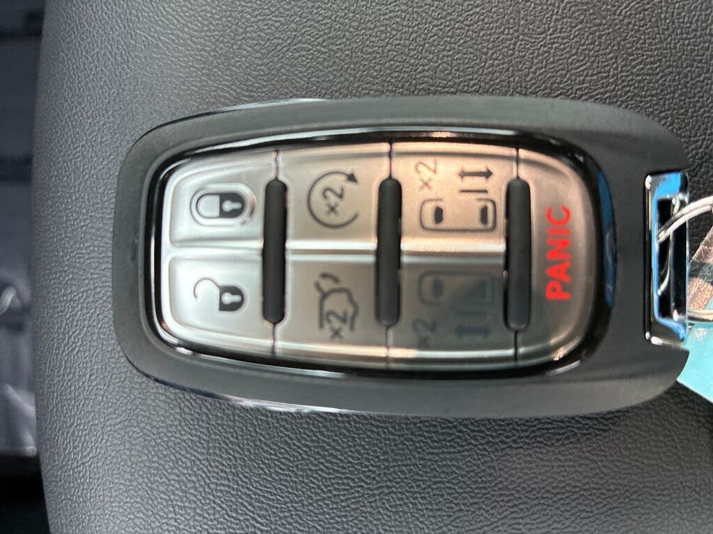 2026 Chrysler Pacifica