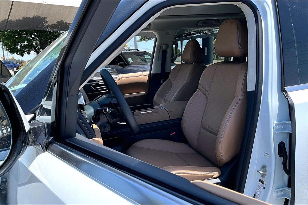 2027 Infiniti QX80