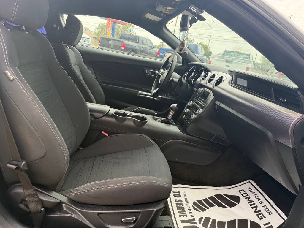 2017 Ford Mustang