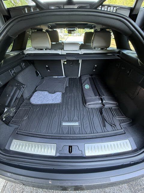 2026 Land Rover Range Rover Velar