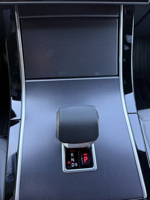 2026 Land Rover Range Rover Velar