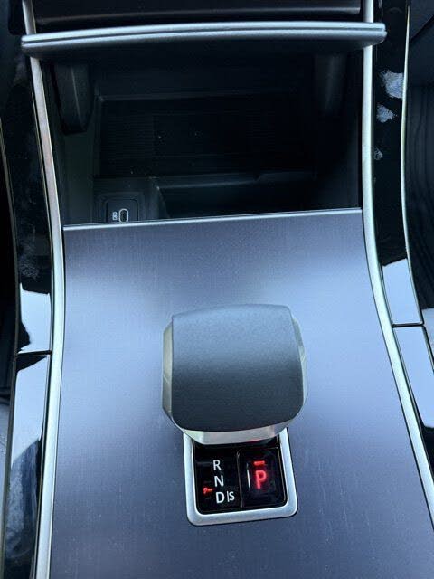 2026 Land Rover Range Rover Velar