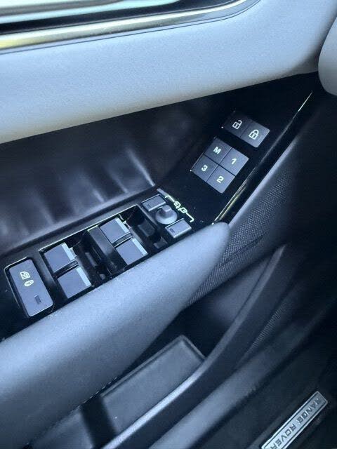 2026 Land Rover Range Rover Velar