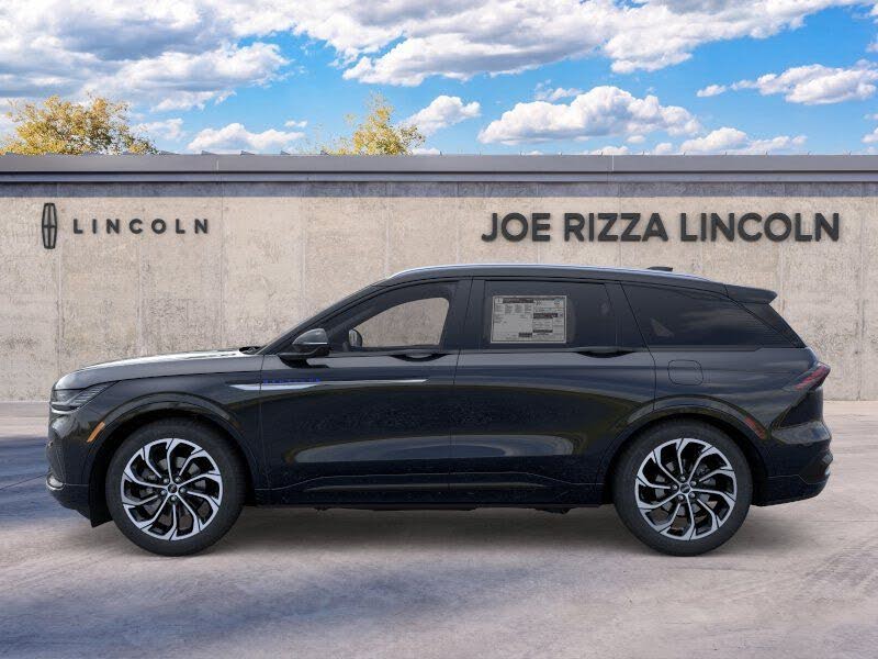2026 Lincoln Nautilus Hybrid