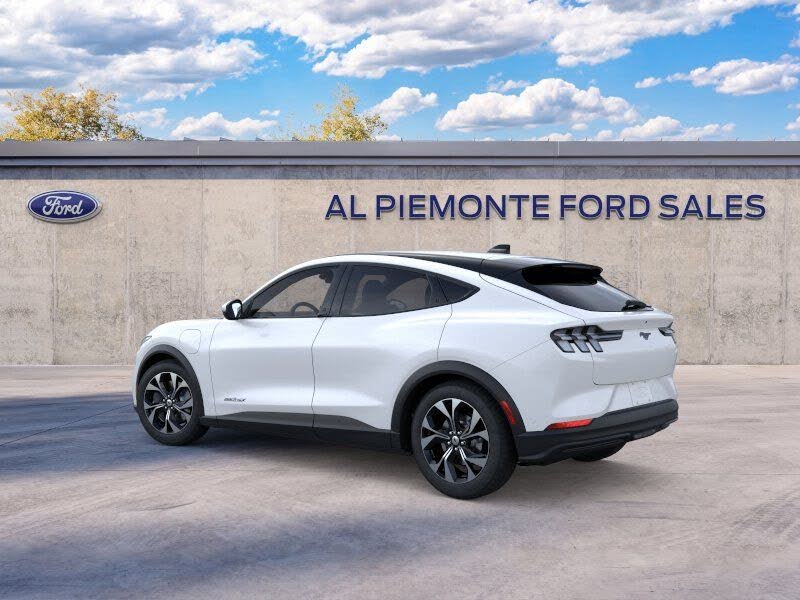 2024 Ford Mustang Mach-E