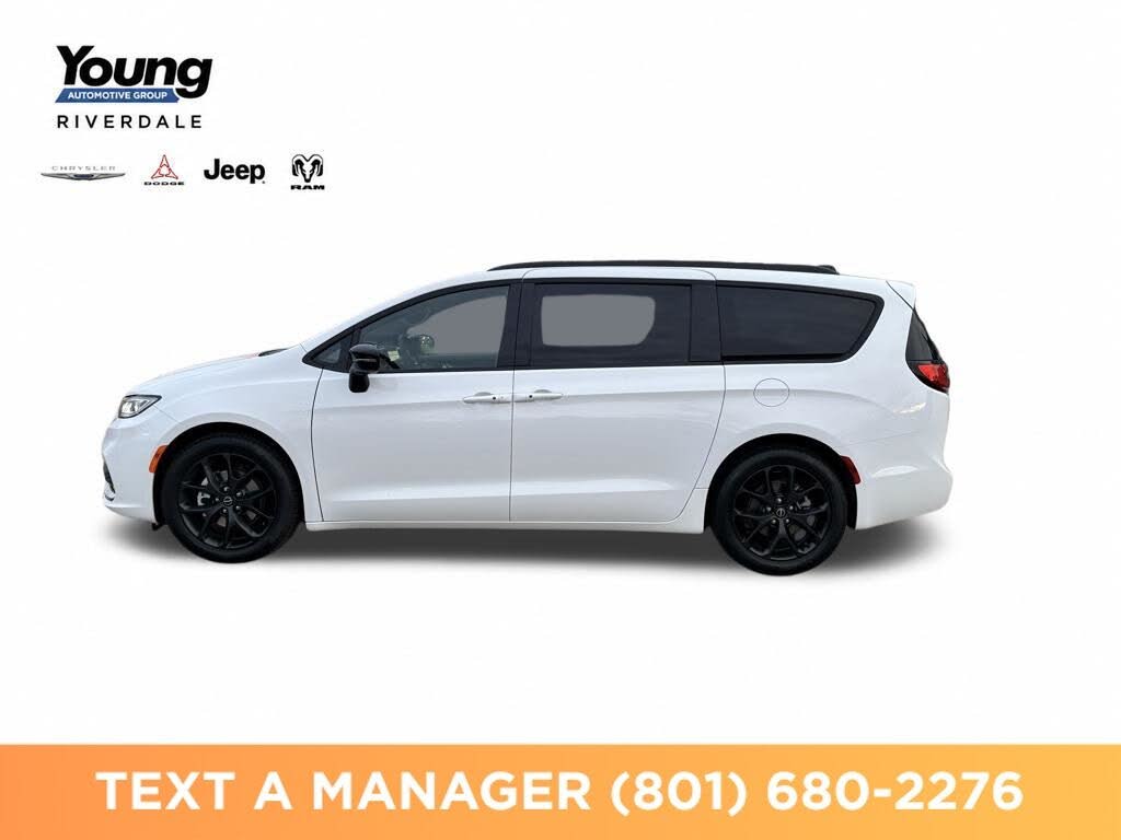 2026 Chrysler Pacifica
