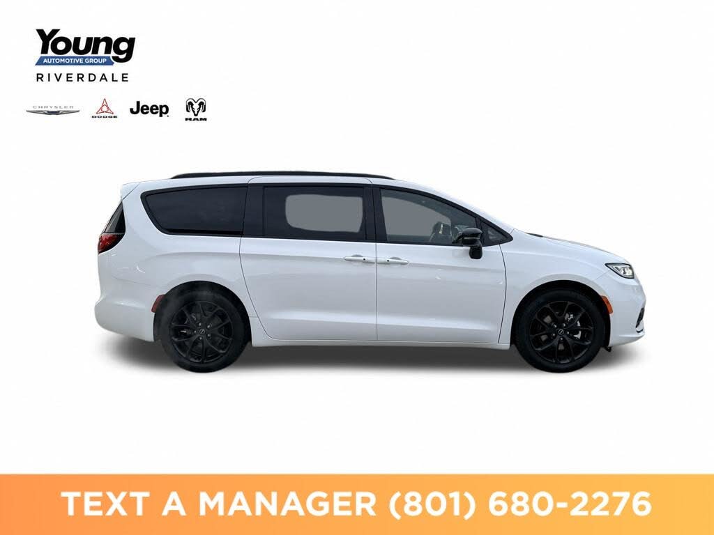 2026 Chrysler Pacifica