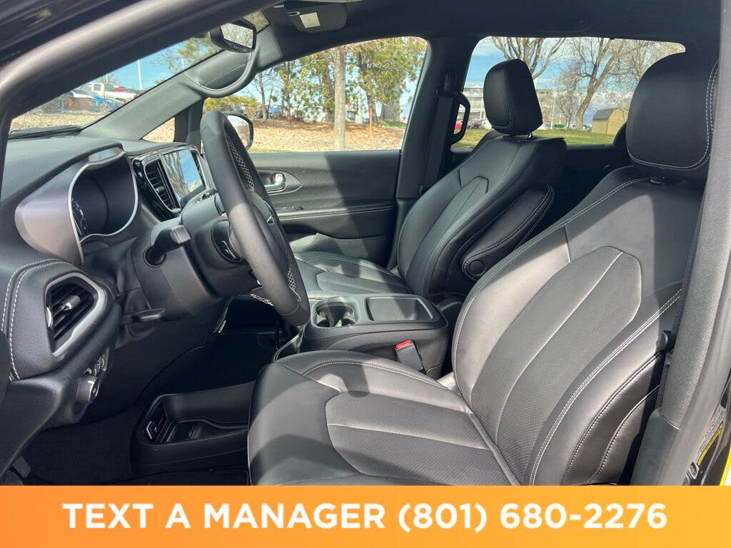 2026 Chrysler Pacifica