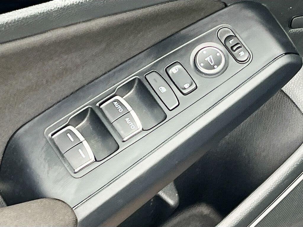 2025 Honda Civic Hybrid