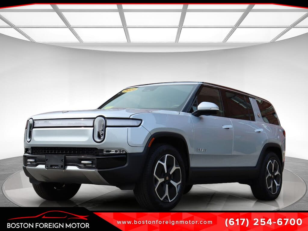 2024 Rivian R1S deal in Allston, MA
