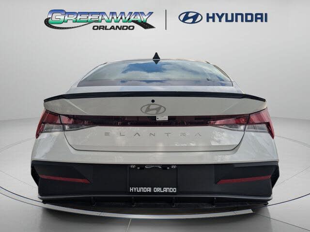 2025 Hyundai Elantra
