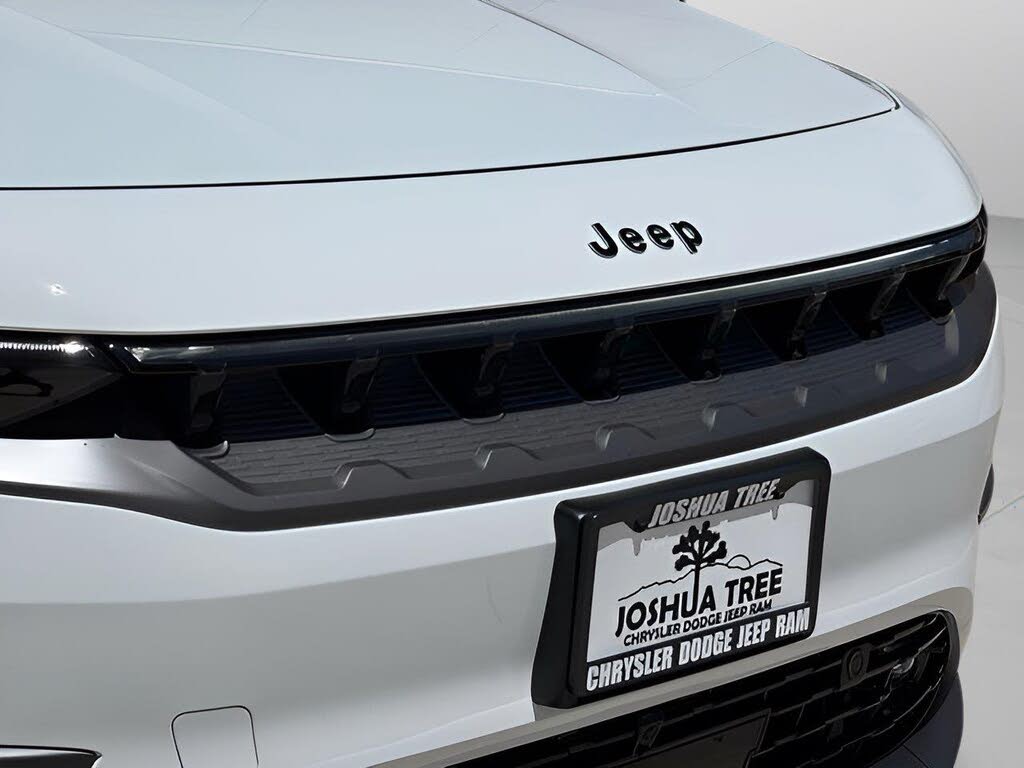2025 Jeep Wagoneer S