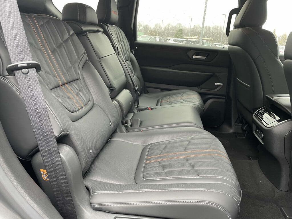 2025 Nissan Armada