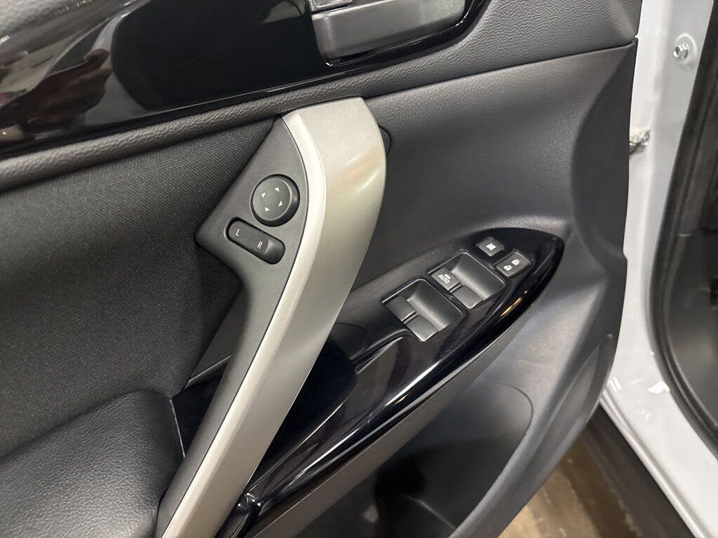 2024 Mitsubishi Eclipse Cross
