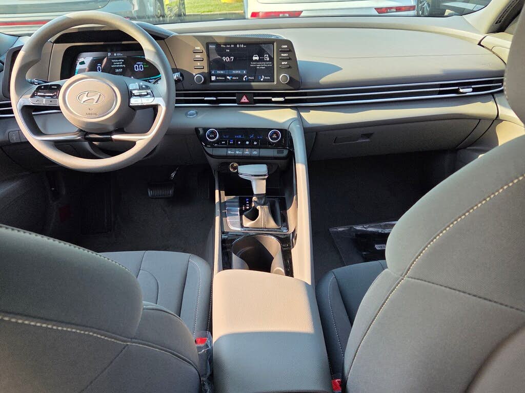 2026 Hyundai Elantra Hybrid
