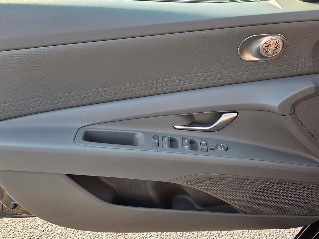 2026 Hyundai Elantra Hybrid