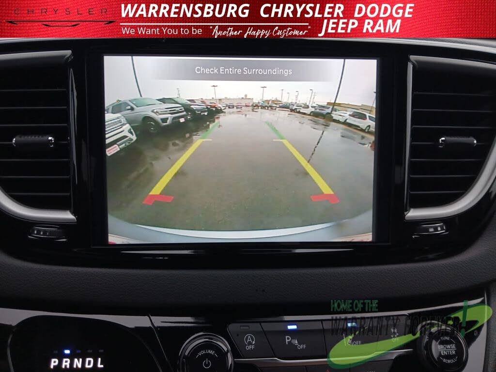 2026 Chrysler Voyager