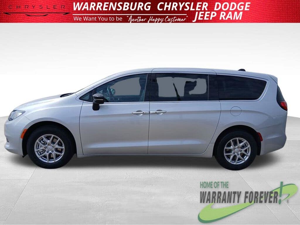 2026 Chrysler Voyager