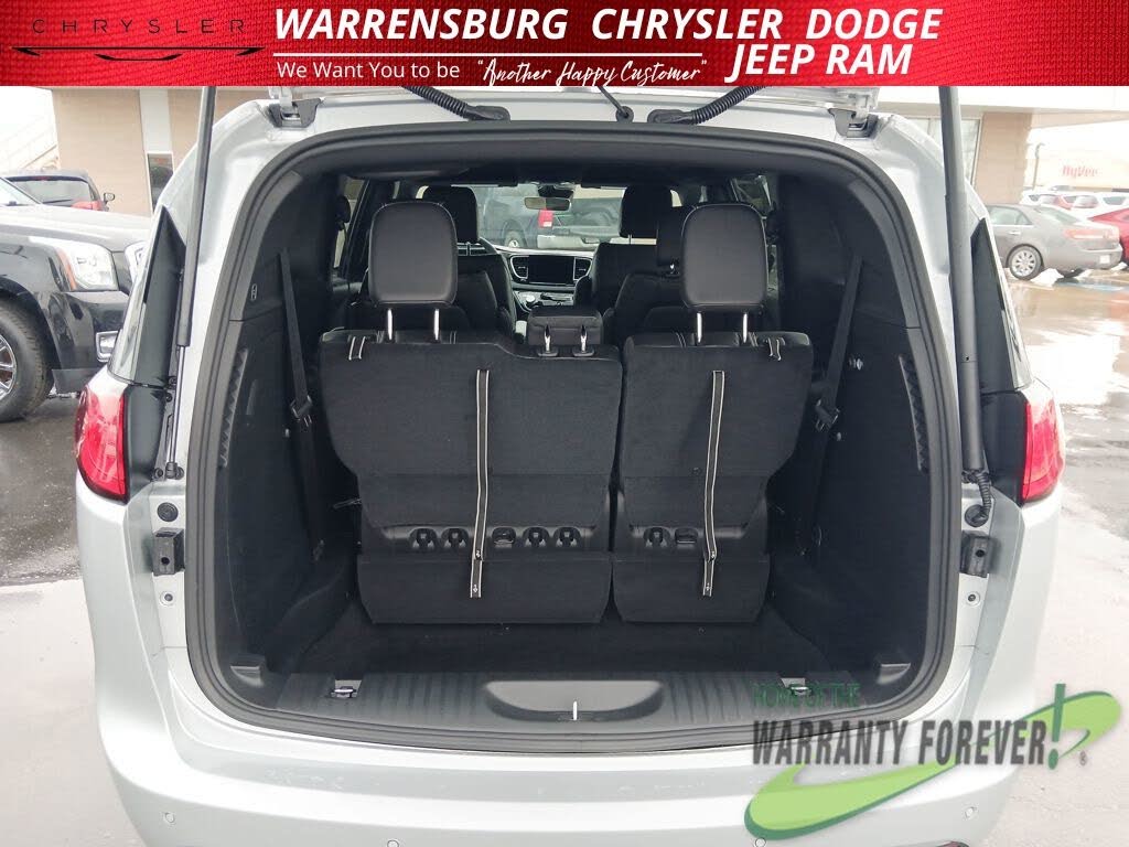 2026 Chrysler Voyager