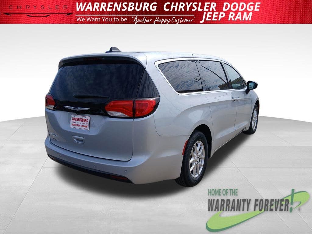 2026 Chrysler Voyager