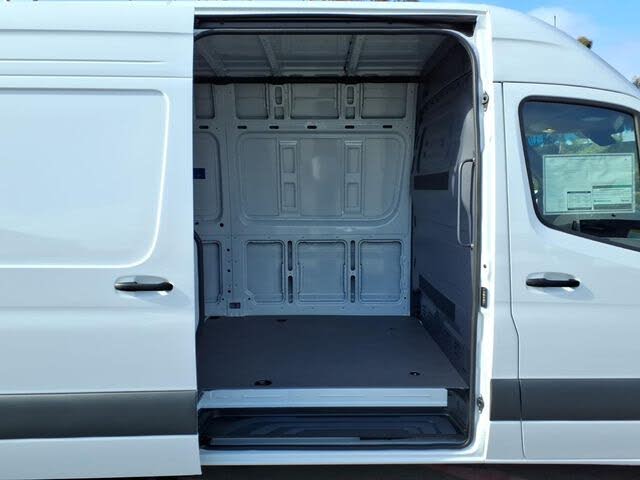 2025 Mercedes-Benz eSprinter