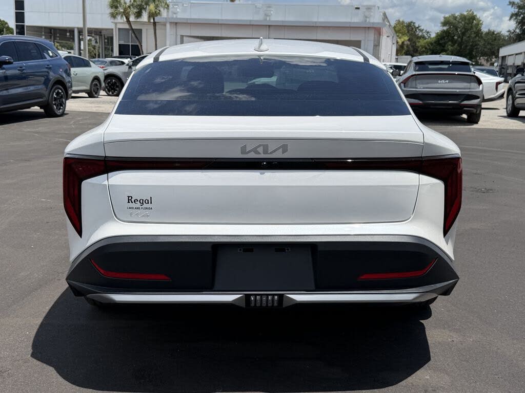 2026 Kia K4
