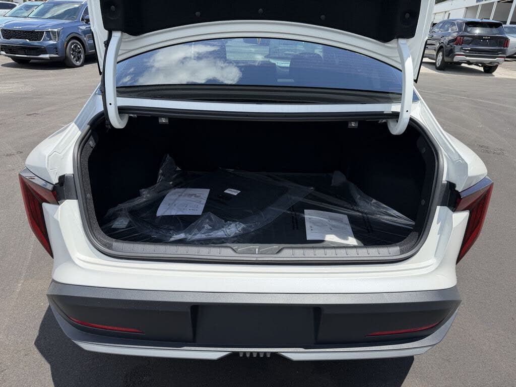2026 Kia K4