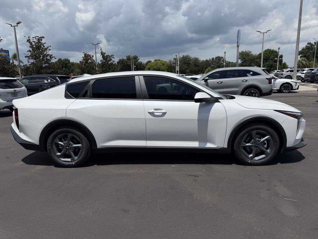 2026 Kia K4