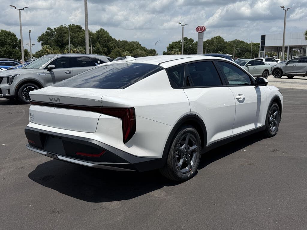 2026 Kia K4