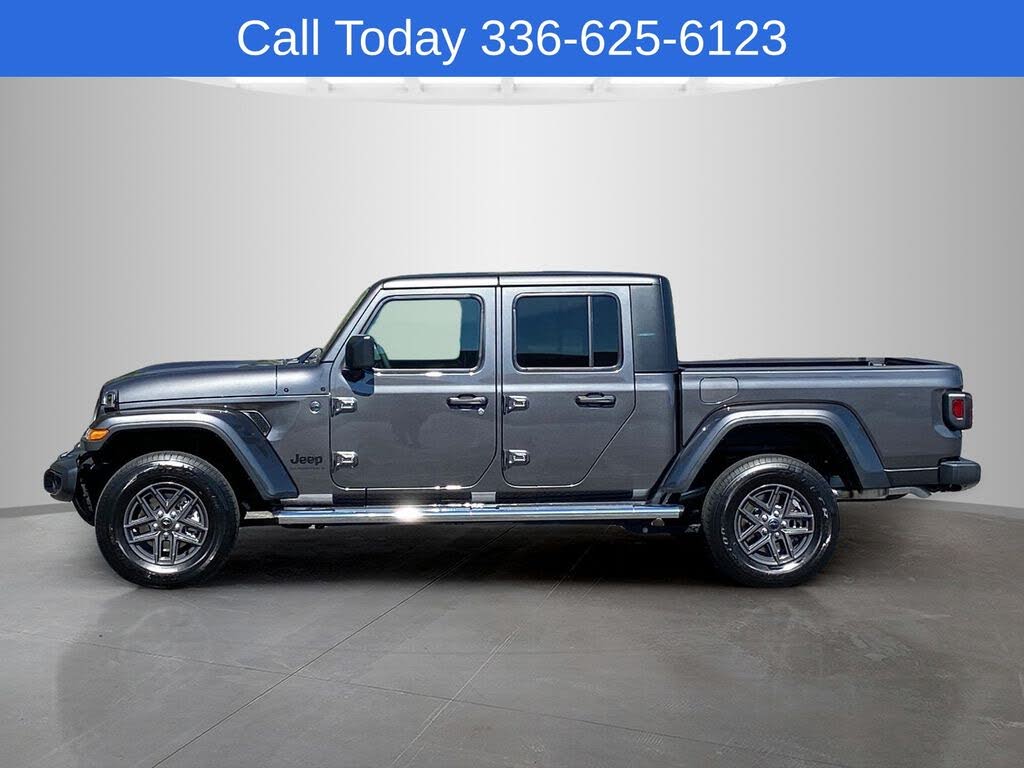 2025 Jeep Gladiator