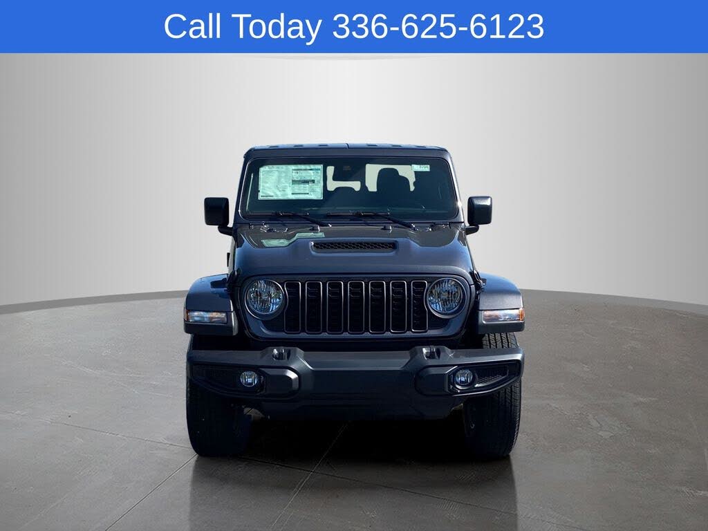2025 Jeep Gladiator