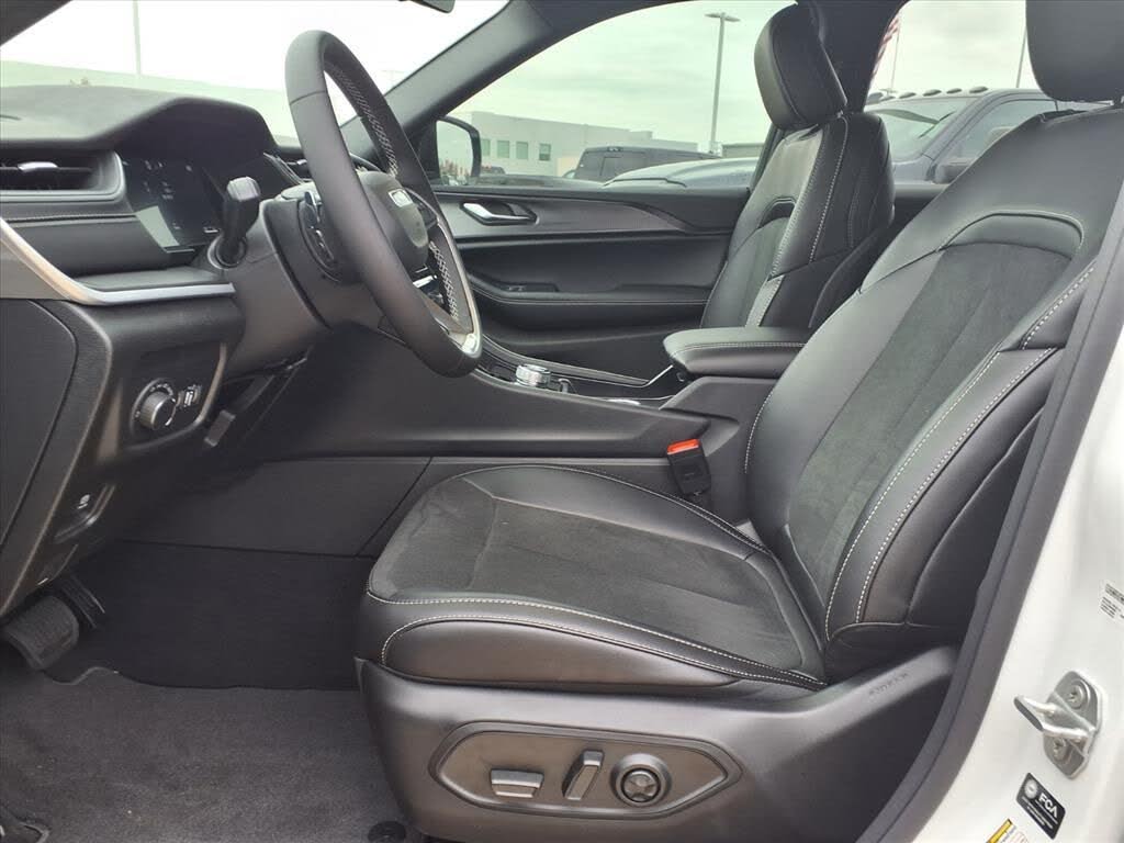 2025 Jeep Grand Cherokee L