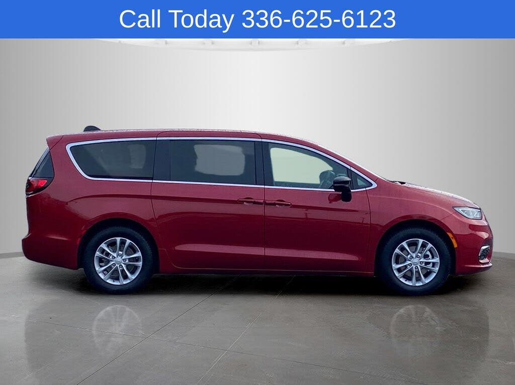 2026 Chrysler Pacifica